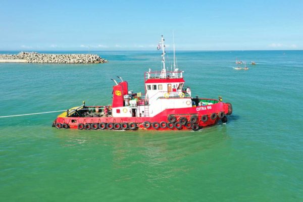 Tugboat (TB)